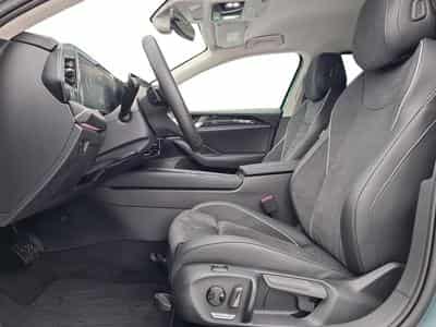 VW Passat Variant 2.0 TDI 110 kW Business (2025) - Foto 11