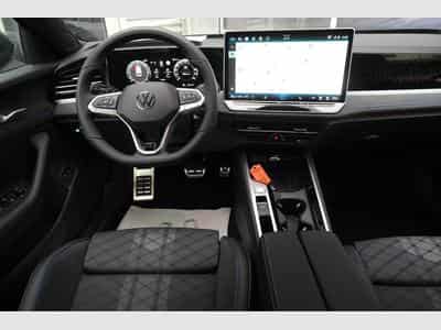 VW Passat Variant Var. 2.0 (2026) - Foto 10