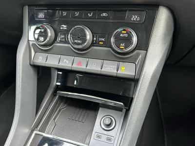 Skoda Karoq Selection (2025) - Foto 8