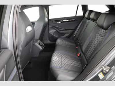 VW Passat Variant 2.0 TDI 142 kW 4Motion R-Line (2026) - Photo 11