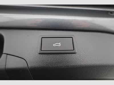 VW Passat Variant 2.0 TDI 142 kW 4Motion R-Line (2026) - Photo 15