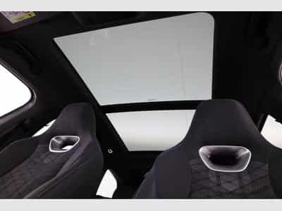 VW Passat Variant 2.0 TDI 142 kW 4Motion R-Line (2026) - Photo 9