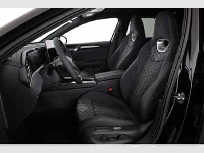 VW Passat Variant 2.0 TDI 142 kW 4Motion R-Line (2026) - Photo 10