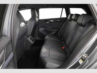 VW Passat Variant 2.0 TSI 195 kW 4Motion R-Line (2026) - Photo 10
