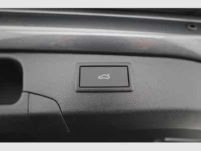 VW Passat Variant 2.0 TSI 195 kW 4Motion R-Line (2026) - Photo 14