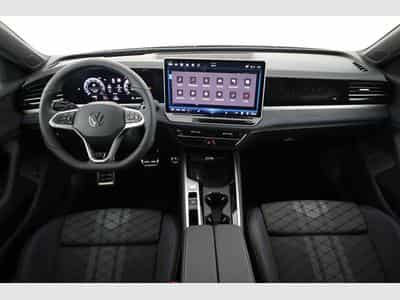 VW Passat Variant 2.0 TSI 195 kW 4Motion R-Line (2026) - Photo 4