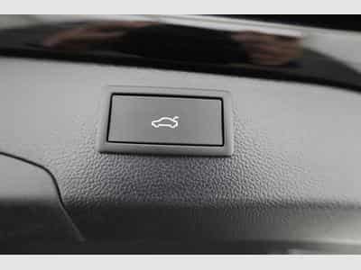 VW Passat Variant 2.0 TDI 142 kW 4Motion R-Line (2026) - Photo 15