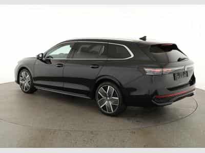 VW Passat Variant 2.0 TDI 142 kW 4Motion R-Line (2026) - Photo 3