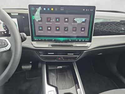 VW Passat Variant 2.0 TDI 110 kW Elegance (2024) - Photo 12