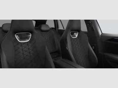 VW Passat Variant R-Line 2.0 TSI 7-Gang-DSG 4MOTION (2025) - Photo 5