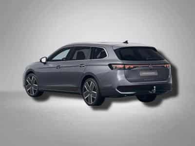 VW Passat Variant R-Line 2.0 TSI 7-Gang-DSG 4MOTION (2025) - Foto 3