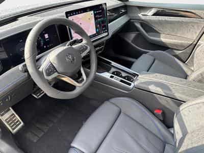 VW Passat Variant R-Line Edition Plus (2026) - Foto 8