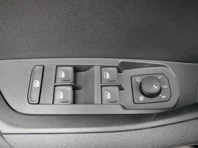 Skoda Karoq Sportline 2.0 TSI 4x4 DSG (2026) - Foto 15