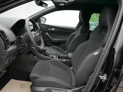 Skoda Karoq Sportline 2.0 TSI 4x4 DSG (2026) - Foto 8