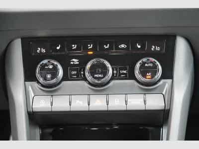 Skoda Karoq 1.5 TSI DSG (2026) - Foto 12