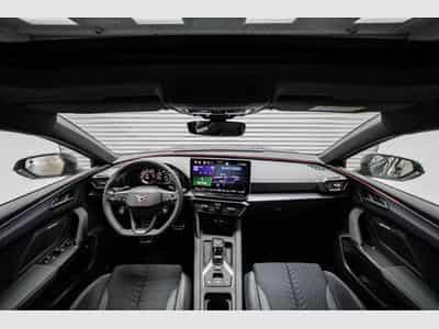 Cupra Leon ST 2,0 TSI (2026) - Photo 6
