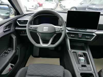 Seat Leon FR 1.5 eTSI (2025) - Photo 10