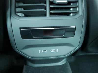 Seat Leon FR 1.5 eTSI (2025) - Photo 13