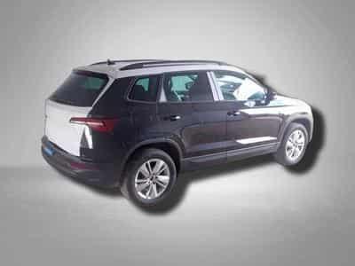 Skoda Karoq Selection 2.0 TDI 7-Gang-DSG 4x4 (2026) - Foto 3