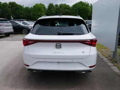 Seat Leon FR 1.5 eTSI DSG (2026) - Photo 2