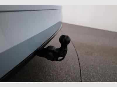VW Golf Variant 2.0 TSI 150 kW 4Motion R-Line (2026) - Photo 13