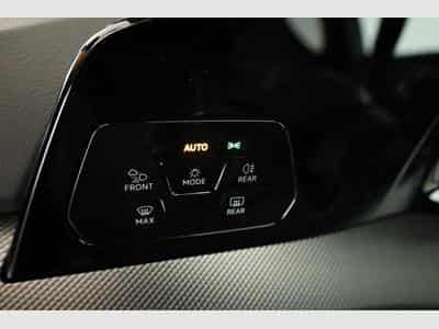 VW Golf Variant 2.0 TSI 150 kW 4Motion R-Line (2026) - Foto 8