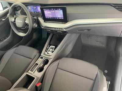 Skoda Octavia Essence (2026) - Foto 12