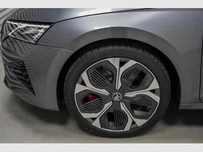 Skoda Octavia Kombi 2,0 TSI (2025) - Photo 4