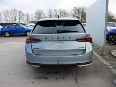Skoda Octavia Sportline (2026) - Photo 2