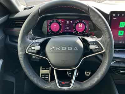 Skoda Octavia RS (2026) - Foto 9