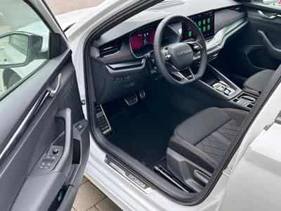 Skoda Octavia RS (2026) - Foto 6