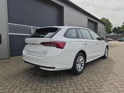 Skoda Octavia 1.5 TSI 150PS (2026) - Foto 5