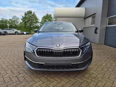 Skoda Octavia 1.5 TSI 150PS (2026) - Foto 8