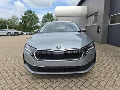 Skoda Octavia 1.5 TSI 150PS (2026) - Foto 8
