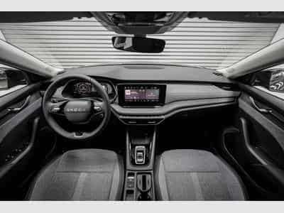 Skoda Octavia Kombi 1,5 TSI (2026) - Foto 6