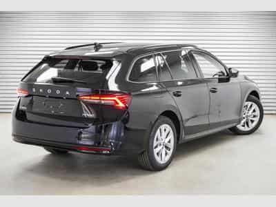 Skoda Octavia Kombi 1,5 TSI (2026) - Foto 3