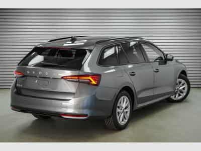 Skoda Octavia Kombi 1,5 TSI (2026) - Foto 3