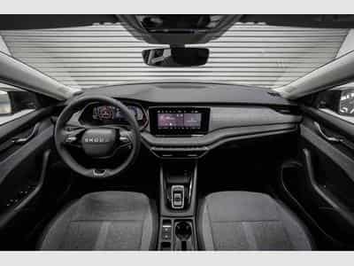 Skoda Octavia Kombi 1,5 TSI (2026) - Foto 6