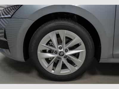 Skoda Octavia Kombi 1,5 TSI (2026) - Photo 5