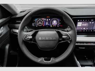Skoda Octavia Kombi 1,5 TSI (2026) - Photo 9