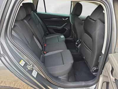 Skoda Octavia 2.0 TDI 110 kW Selection (2026) - Foto 13