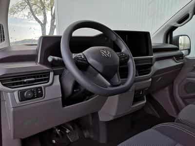 VW T7 BEV 100 kW RWD KR (2026) - Foto 6
