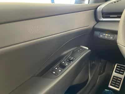 VW T-Roc NEU R-Line (2026) - Photo 9