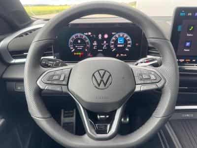 VW T-Roc 1.5 eTSI 110 kW R-Line (2026) - Photo 4