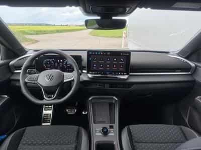 VW T-Roc 1.5 eTSI 110 kW R-Line (2026) - Photo 5
