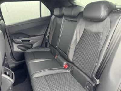VW T-Roc 1.5 eTSI 110 kW R-Line (2026) - Photo 7
