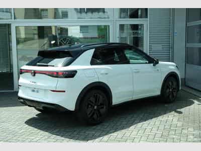 VW T-Roc 1.5 eTSI DSG (2026) - Photo 6