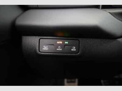 VW T-Roc 1.5 eTSI 110 kW R-Line (2026) - Photo 8