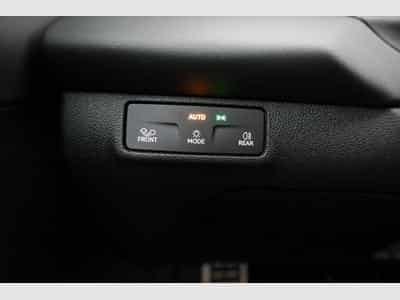 VW T-Roc 1.5 eTSI 110 kW R-Line (2026) - Photo 8