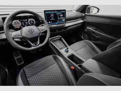 VW T-Roc neuer 1,5 eTSI (2026) - Foto 7
